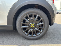 MINI Hatch 3 Portes Cooper SE 184 ch Essential