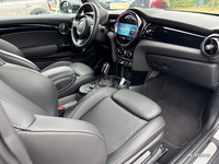 MINI (F56) COOPER SE 184 PREMIUM BVA