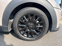 MINI (F55) COOPER 136 PREMIUM BVA7
