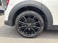 MINI (F55) COOPER 136 PREMIUM PLUS BVA7