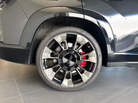 BMW BMW  (G09) XM 4,4 V8 653