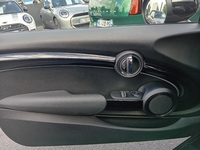 MINI COOPER 136 RESOLUTE PLUS BVA7