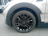 MINI Clubman Cooper 136 ch DKG7 Edition Premium Plus