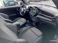 MINI COOPER 136 HEDDON STREET BVA7