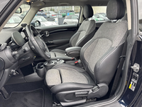 MINI (F56) COOPER SE 184 PREMIUM PLUS BVA