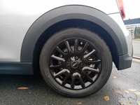 MINI (F56) COOPER 136 CAMDEN BVA7
