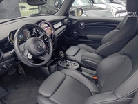 MINI (F56) COOPER SE 184 PREMIUM BVA