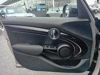 MINI (F55) COOPER 136 PREMIUM PLUS BVA7