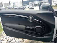 MINI HATCH F56 LCI II (F56) COOPER SE 184 EDITION PREMIUM BVA