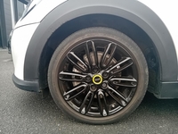 MINI HATCH F56 LCI II (F56) COOPER SE 184 EDITION PREMIUM BVA